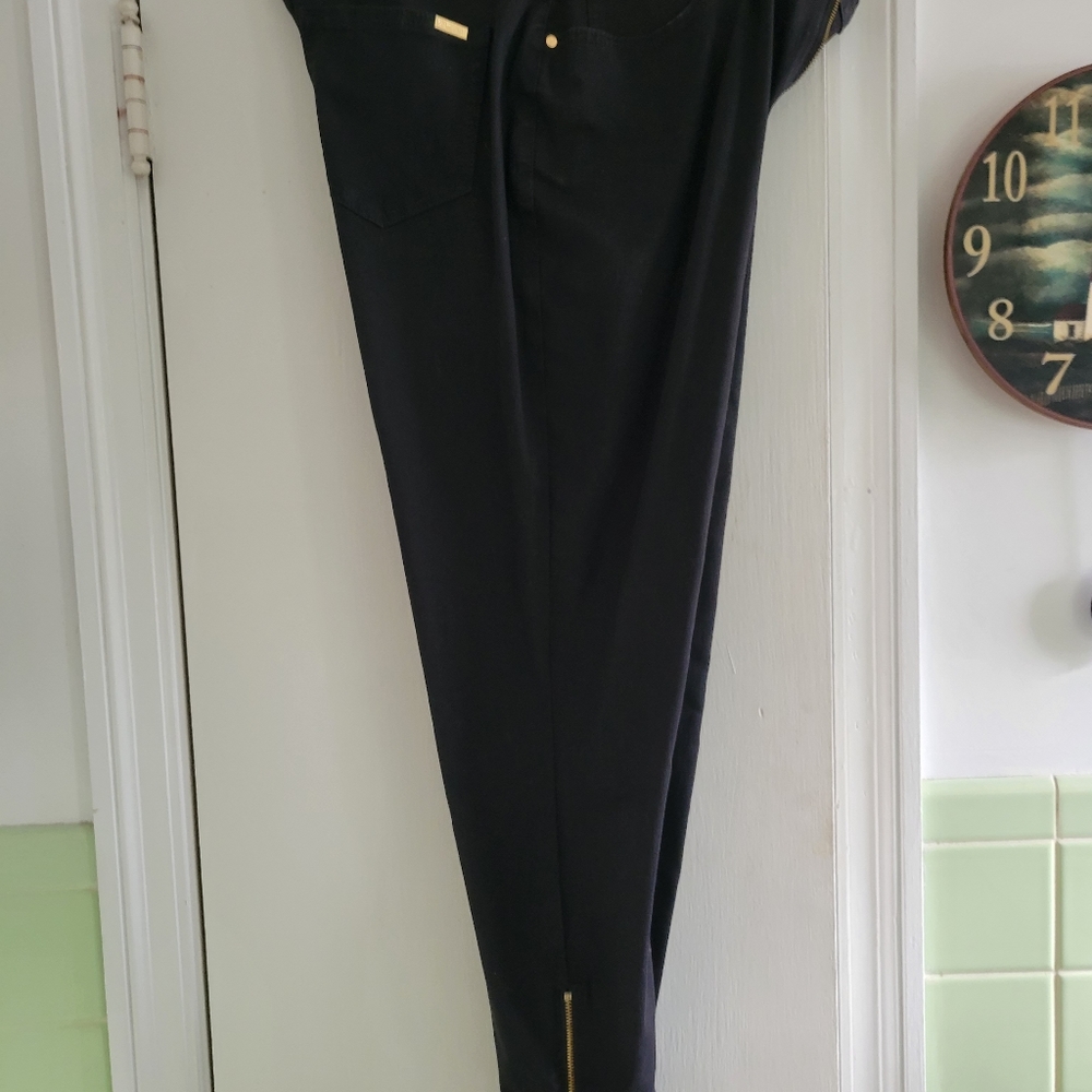 Jennifer Lopaz black jeans NWOT